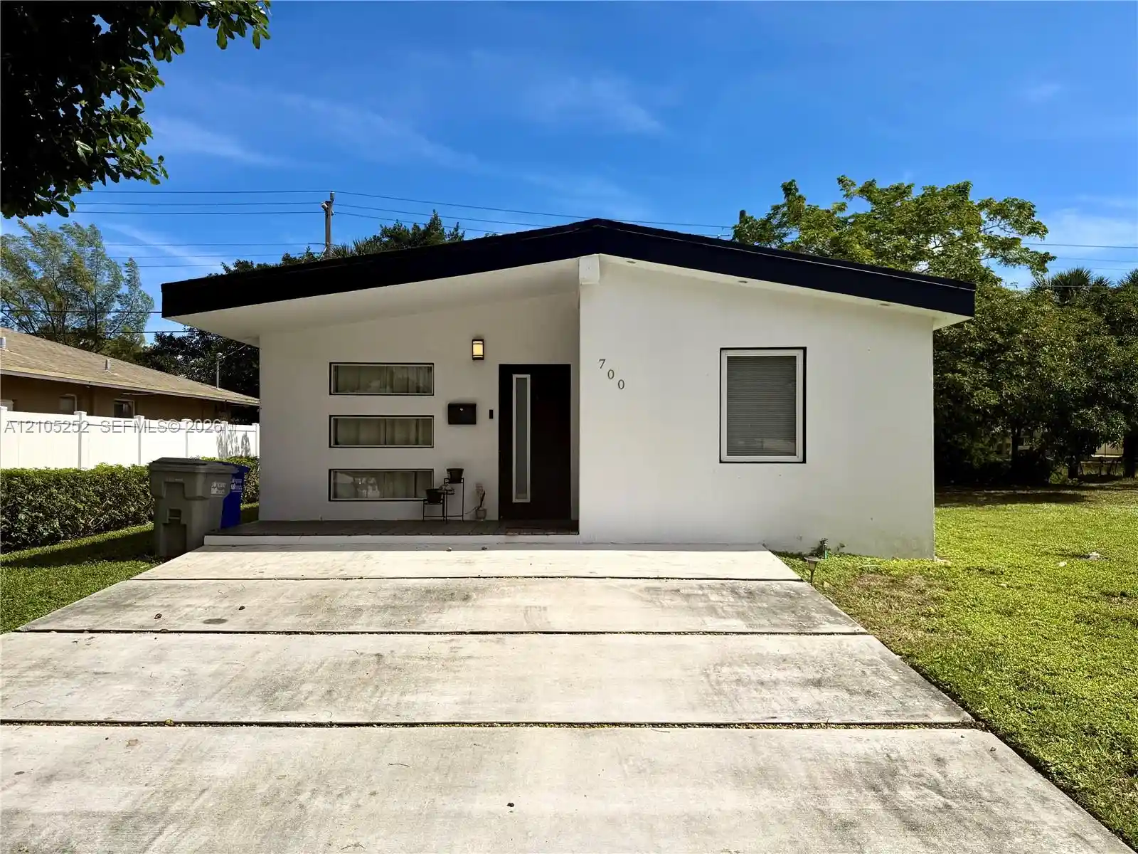 Single family home for sale at 700 NW 17th Terrace, Pompano Beach, FL 33069 | MLS# A12105252