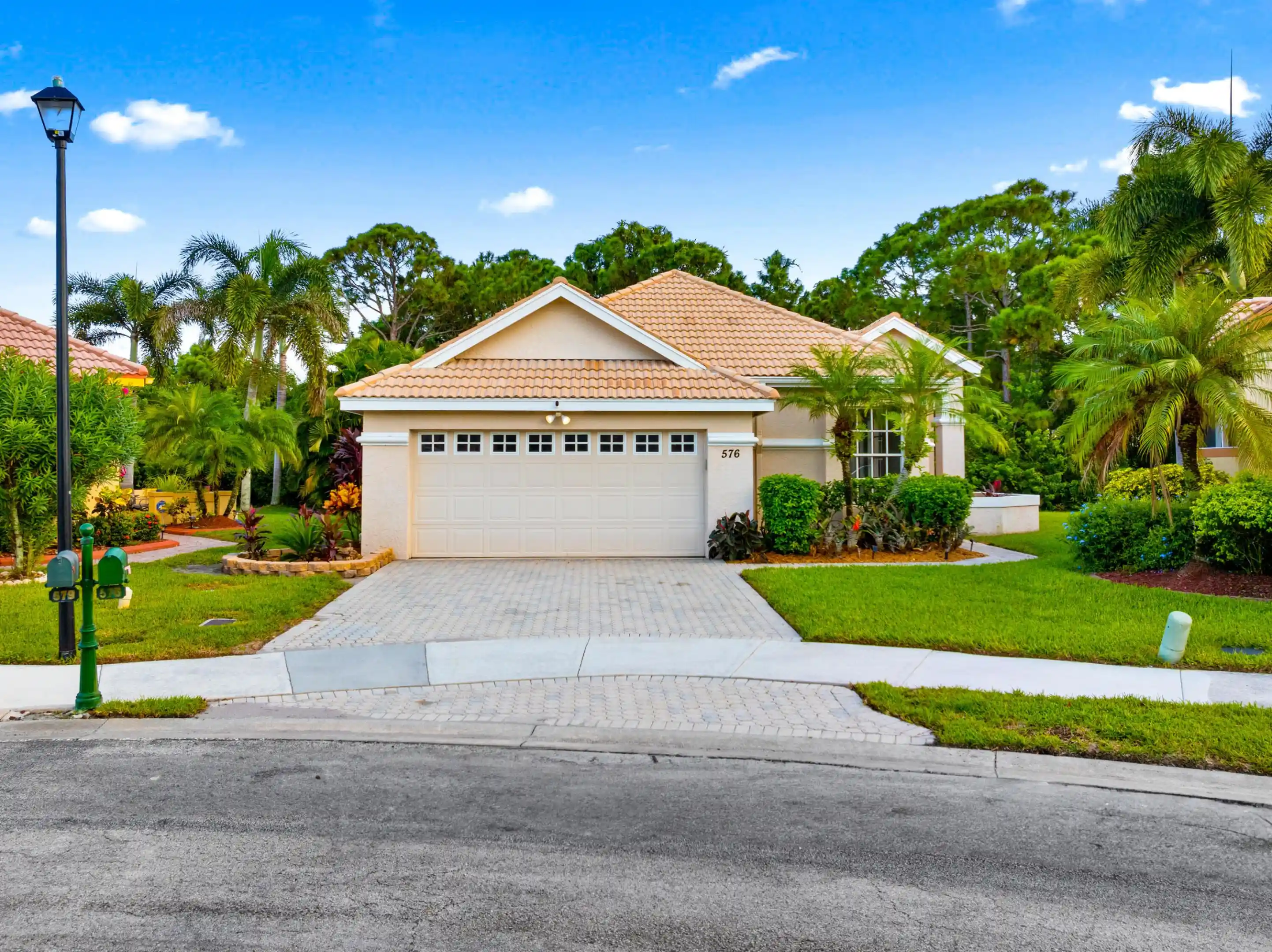 Photo 1 of Single family home for sale at 576 Sw Saint Kitts Cvs, Port Saint Lucie, FL 34986 | MLS# B26087713 | Listing updated on 2026-10-25