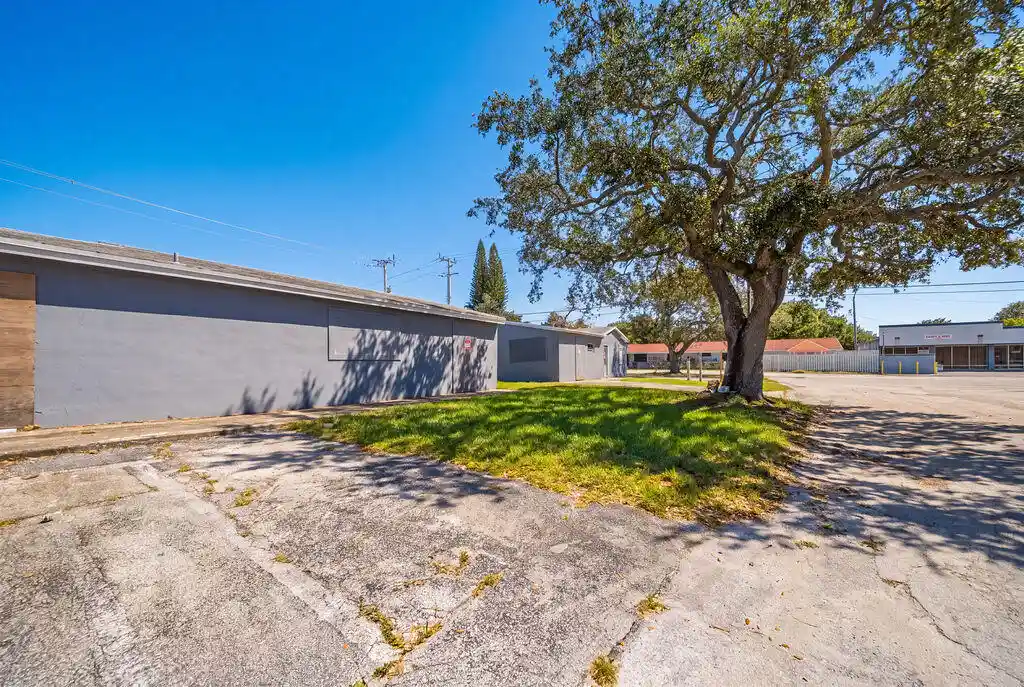 Photo 1 of Multi family home for sale at 6611 Moseley St, Hollywood, FL 33024 | MLS# B26087785 | Listing updated on 2026-10-20
