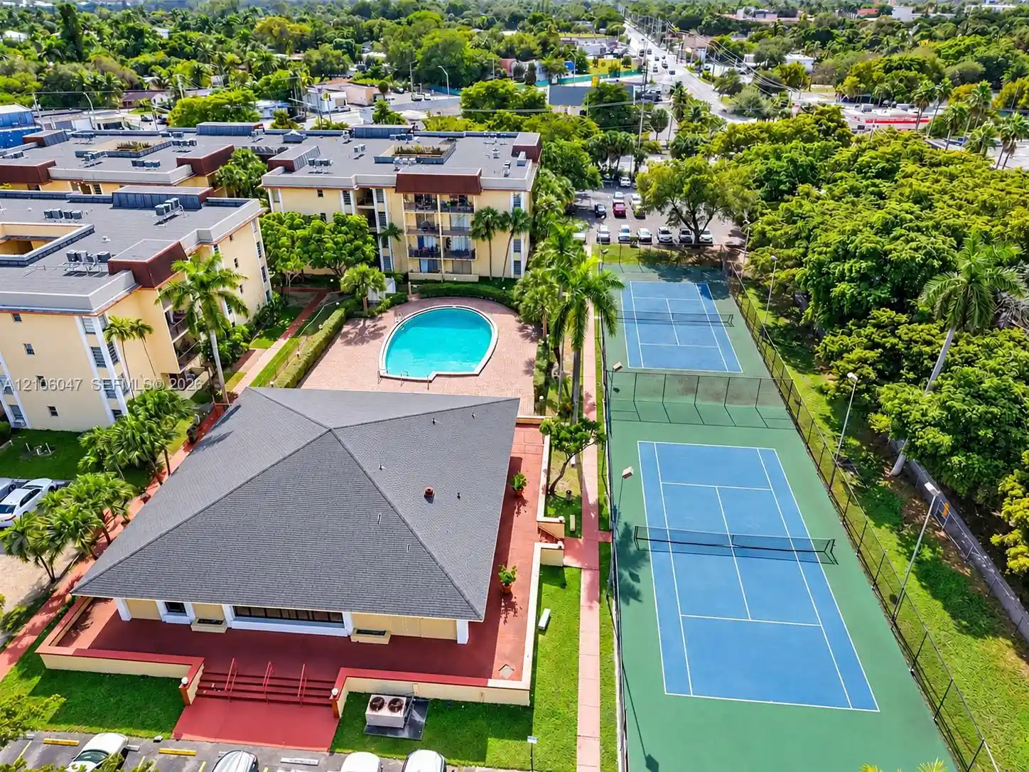Listing Photo 1 - Condo for sale in 11905 Ne 2Nd Ave located at 11905 Ne 2Nd Ave, Miami, FL 33161 - Unit #C301