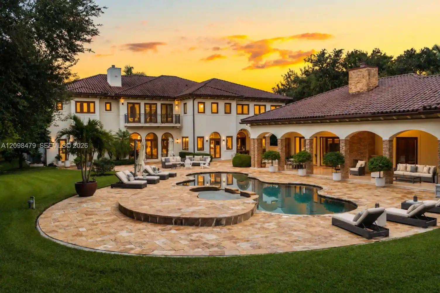 Photo 1 of Mansion for sale at 6645 Sw 102nd Street, Pinecrest, FL 33156 | MLS# A12098479 | Listing updated on 2026-10-31