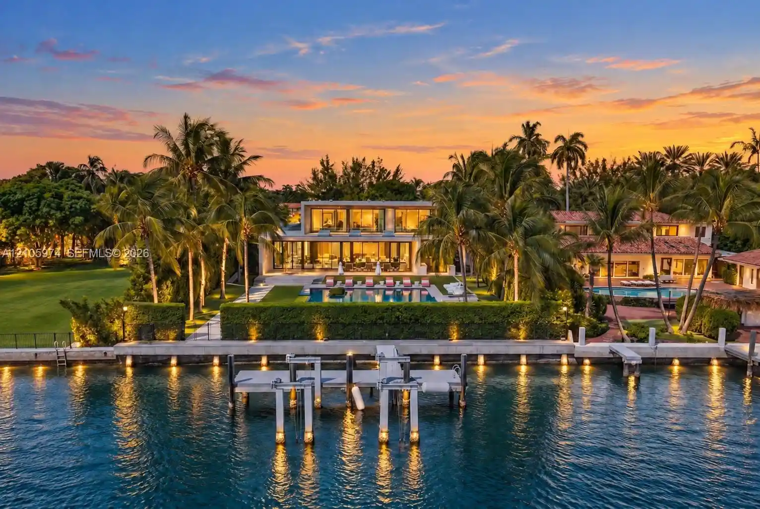 Photo 1 of Mansion for sale at 4395 Pine Tree Dr, Miami Beach, FL 33140 | MLS# A12105974 | Listing updated on 2026-10-30