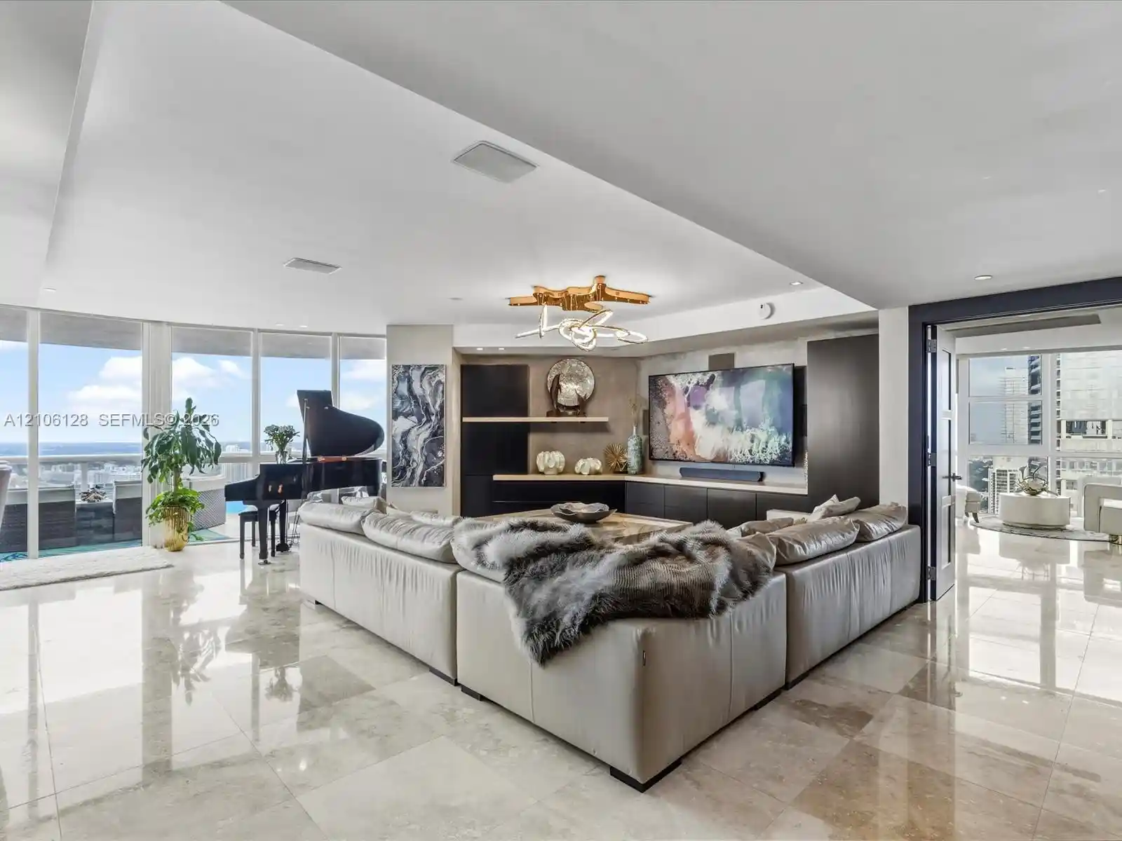 18201 Collins Ave, 18201 Collins Ave, Miami, FL 33160