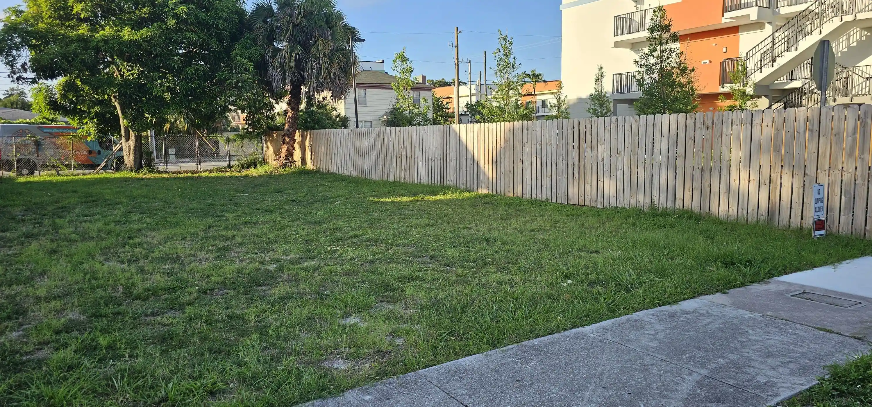 Photo 1 of Land for sale at 1009 State St, West Palm Beach, FL 33407 | MLS# B26088028 | Listing updated on 2026-10-16