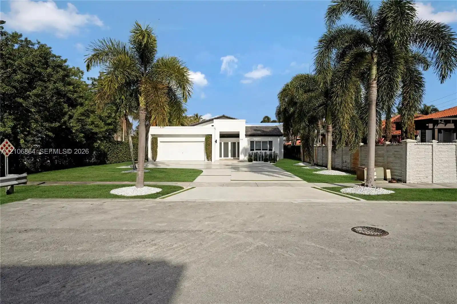 Single family home for sale at 885 SW 144th Avenue, Miami, FL 33184 | MLS# A12106864