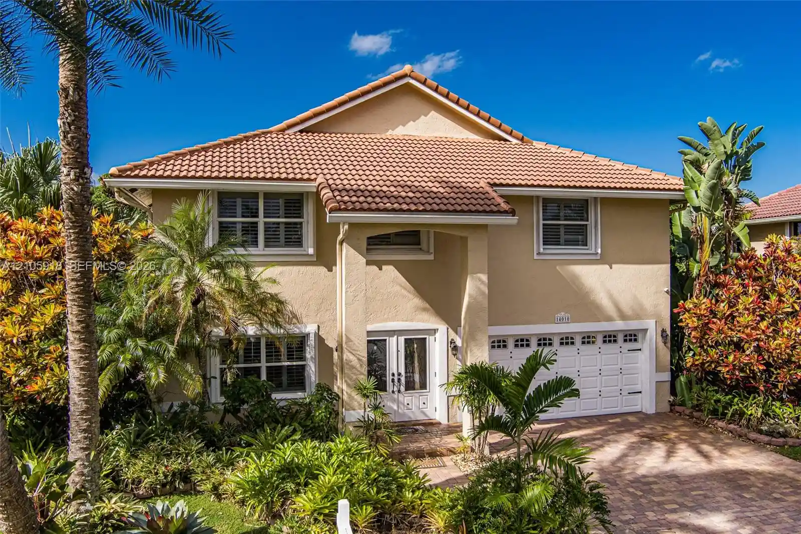 Photo 1 of Single family home for sale at 14010 Appalachian Trl, Davie, FL 33325 | MLS# A12105918 | Listing updated on 2026-10-31