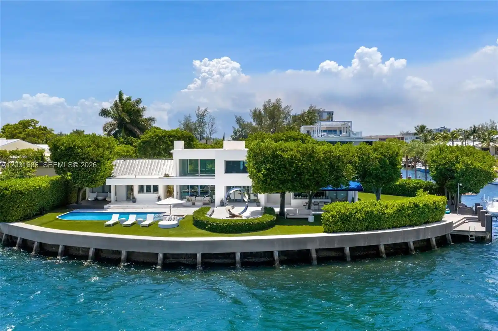 Photo 1 of Mansion for sale at 13395 Biscayne Bay Dr, North Miami, FL 33181 | MLS# A12031686 | Listing updated on 2026-10-31