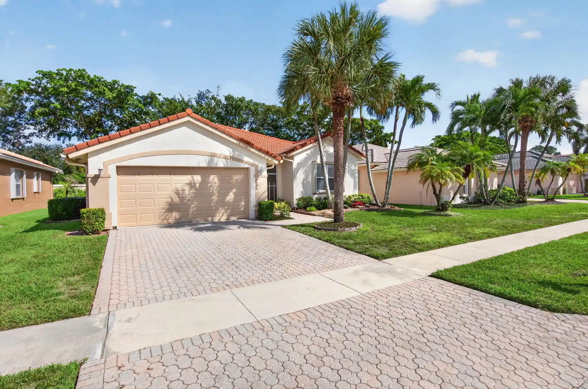 Photo 1 of Single family home for sale at 8906 Via Tuscany Dr, Boynton Beach, FL 33472 | MLS# B26088574 | Listing updated on 2026-10-16