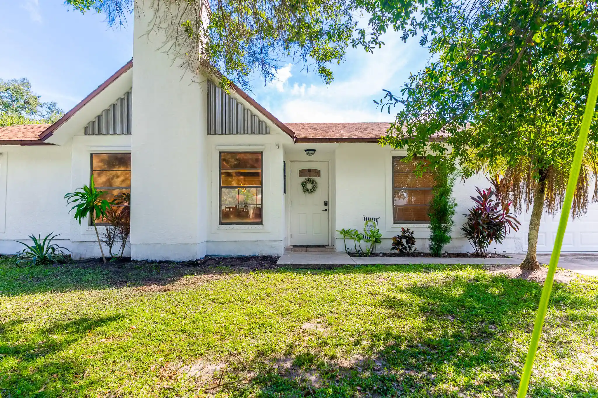 Photo 1 of Single family home for sale at 6006 Lantana Dr, Fort Pierce, FL 34951 | MLS# B26088852 | Listing updated on 2026-10-30