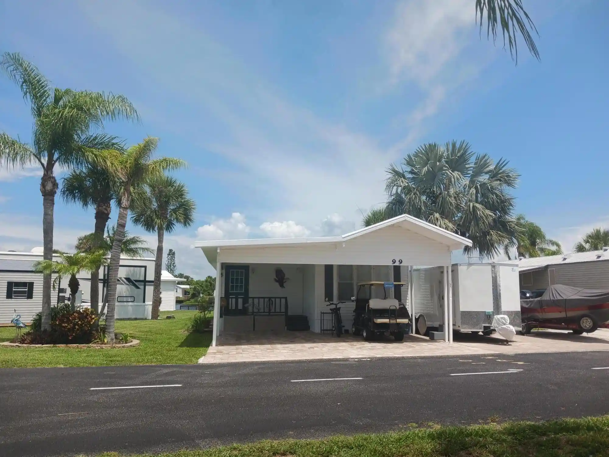 Manufactured home for sale at 12461 SE 140th Avenue #99, Okeechobee, FL 34974 | MLS# B26088936