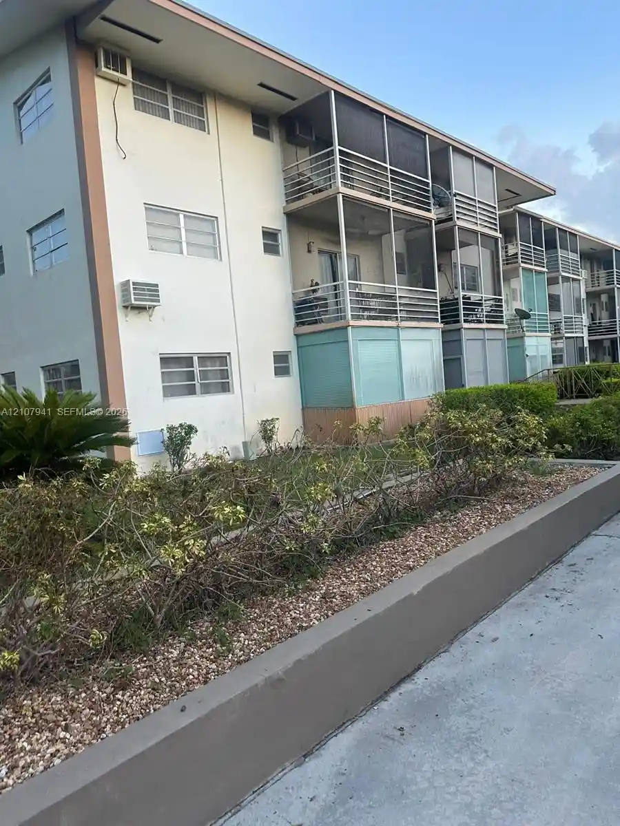 Condo for sale at 16790 NE 14th Avenue #315, Miami, FL 33162 | MLS# A12107941