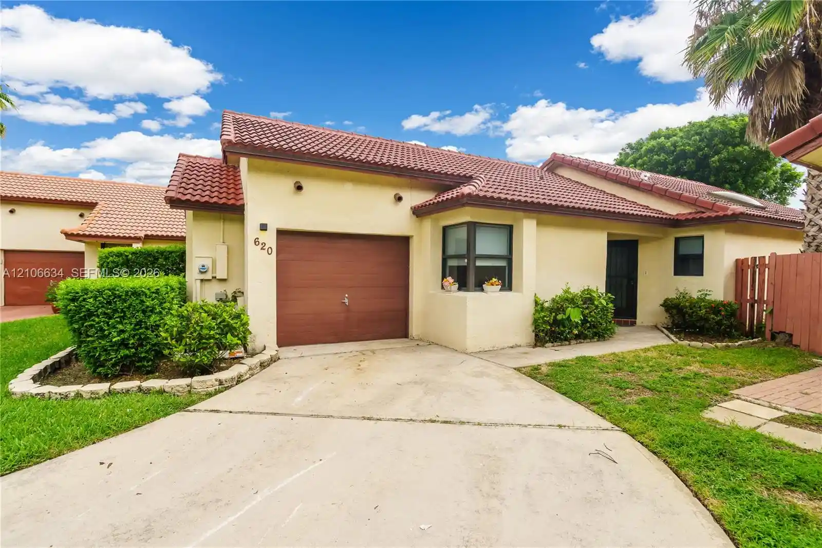 Photo 1 of Single family home for sale at 620 Sw 113th Terrace, Pembroke Pines, FL 33025 | MLS# A12106634 | Listing updated on 2026-10-29