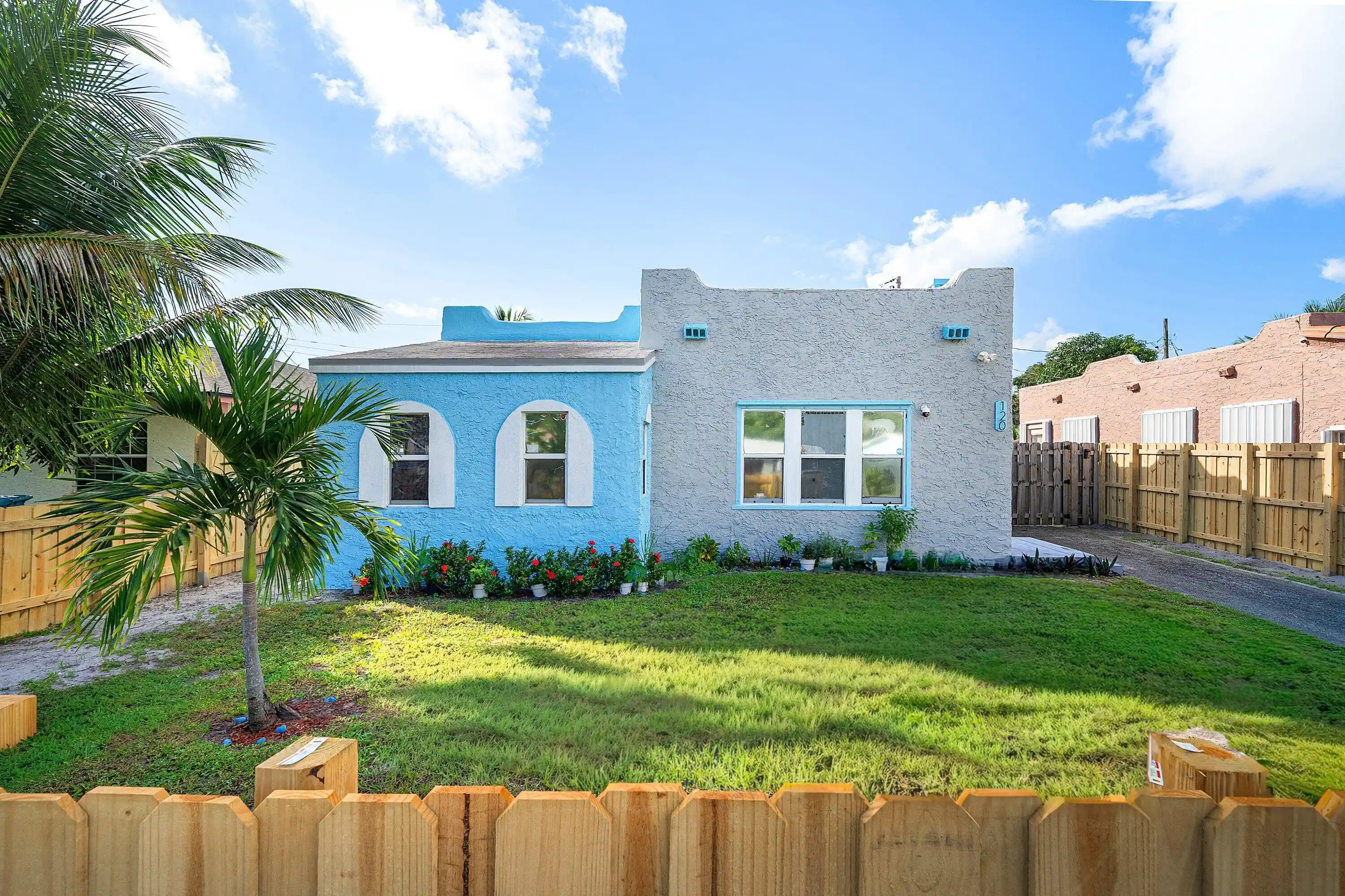 Photo 1 of Single family home for sale at 120 Nw 4th Avenue, Boynton Beach, FL 33435 | MLS# B26089067 | Listing updated on 2026-10-27