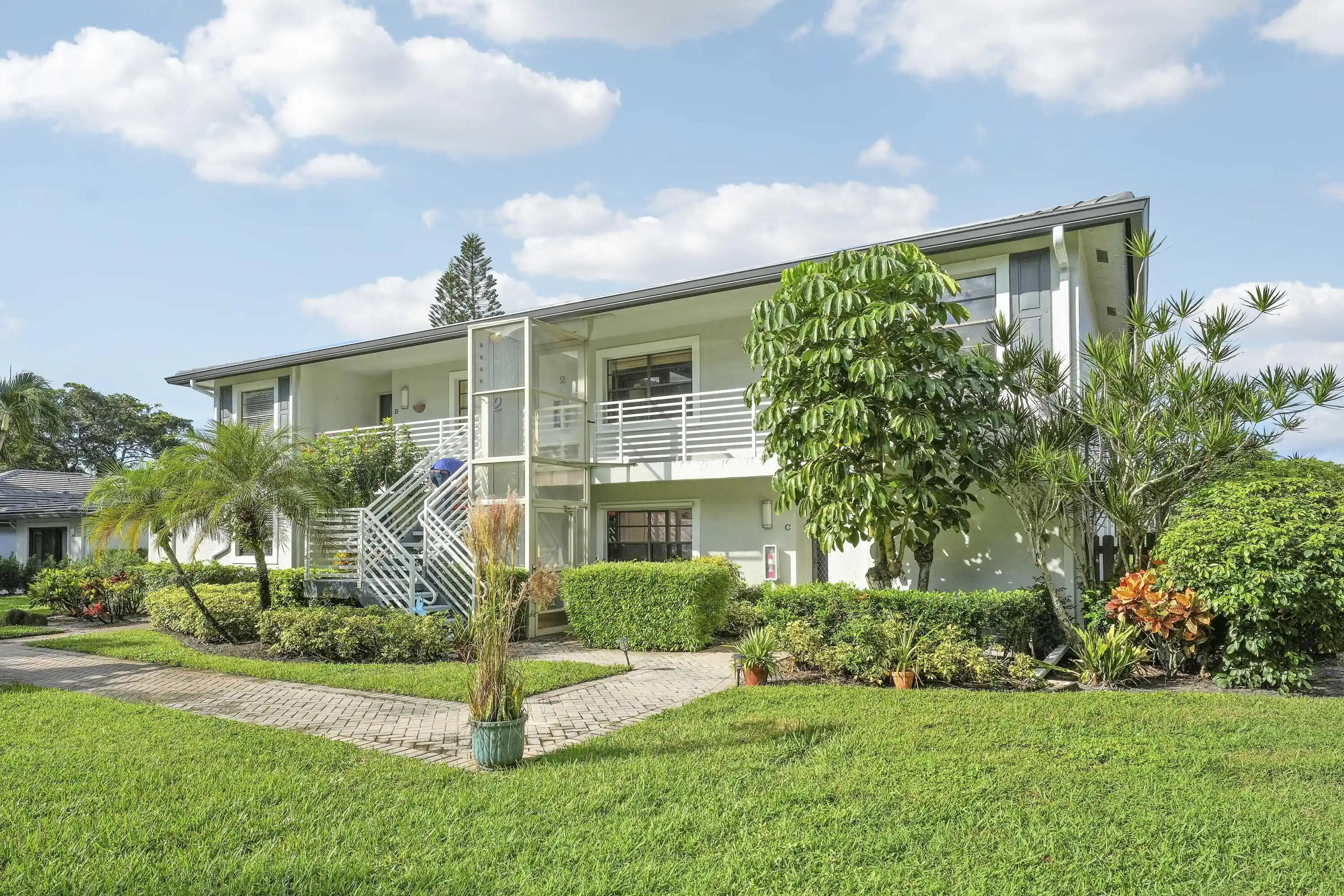 Listing Photo 1 - Condo for sale in 2 Southport Ln located at 2 Southport Ln, Boynton Beach, FL 33436 - Unit 2 Southport Ln