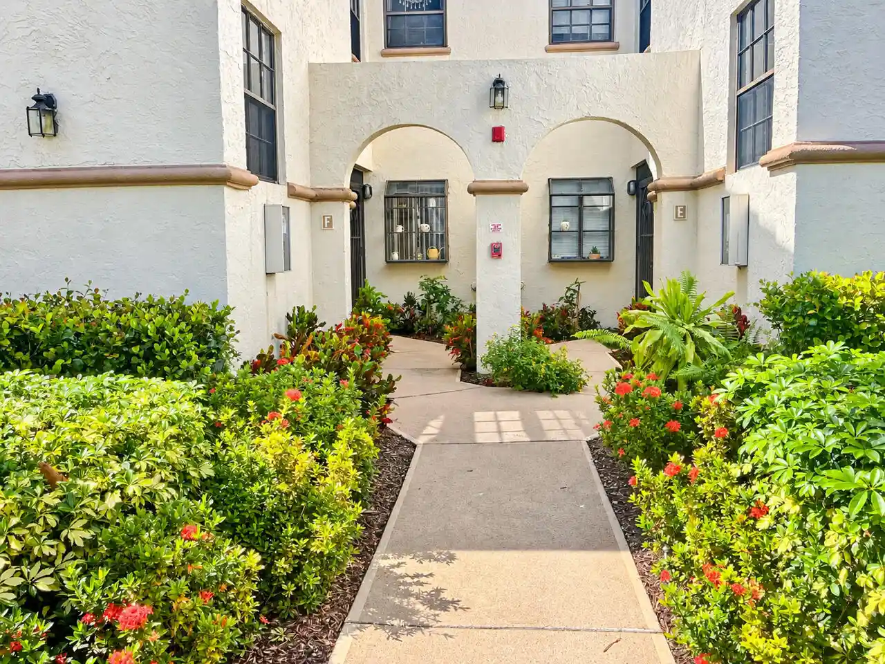 Condo for sale at 5253 Brisata Cir #F, Boynton Beach, FL 33437 | MLS# B26089413