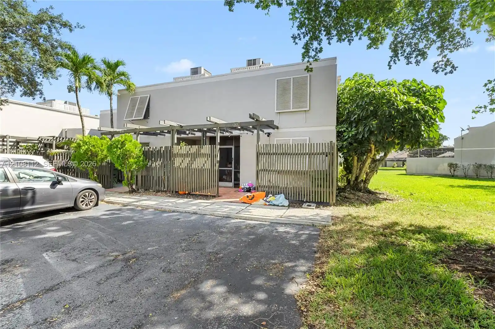 Townhouse for sale at 1431 NW 112th Terrace, Pembroke Pines, FL 33026 | MLS# A12108112