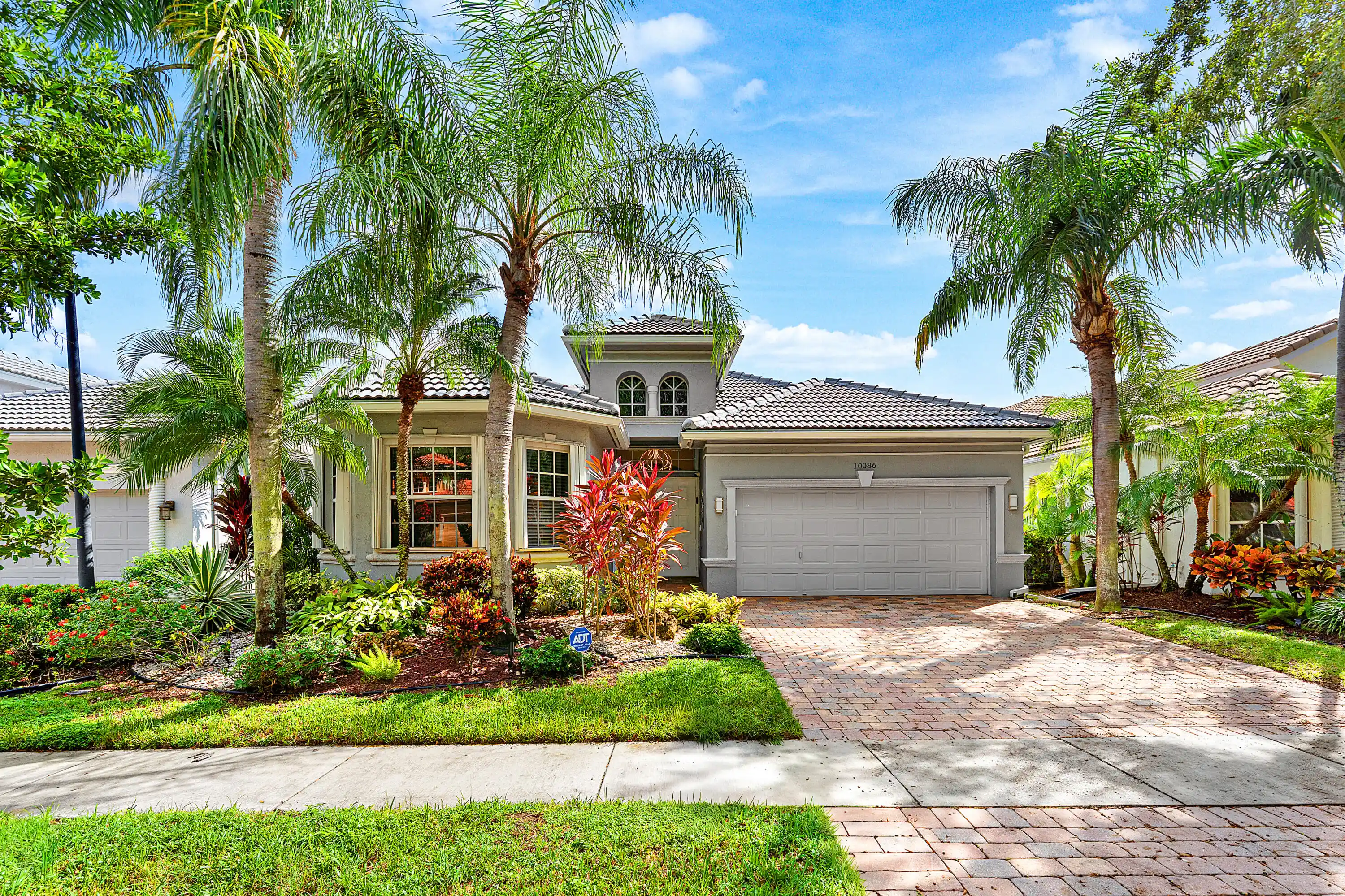 Photo 1 of Single family home for sale at 10086 Mizner Fls Way, Boynton Beach, FL 33437 | MLS# B26089585 | Listing updated on 2026-10-21