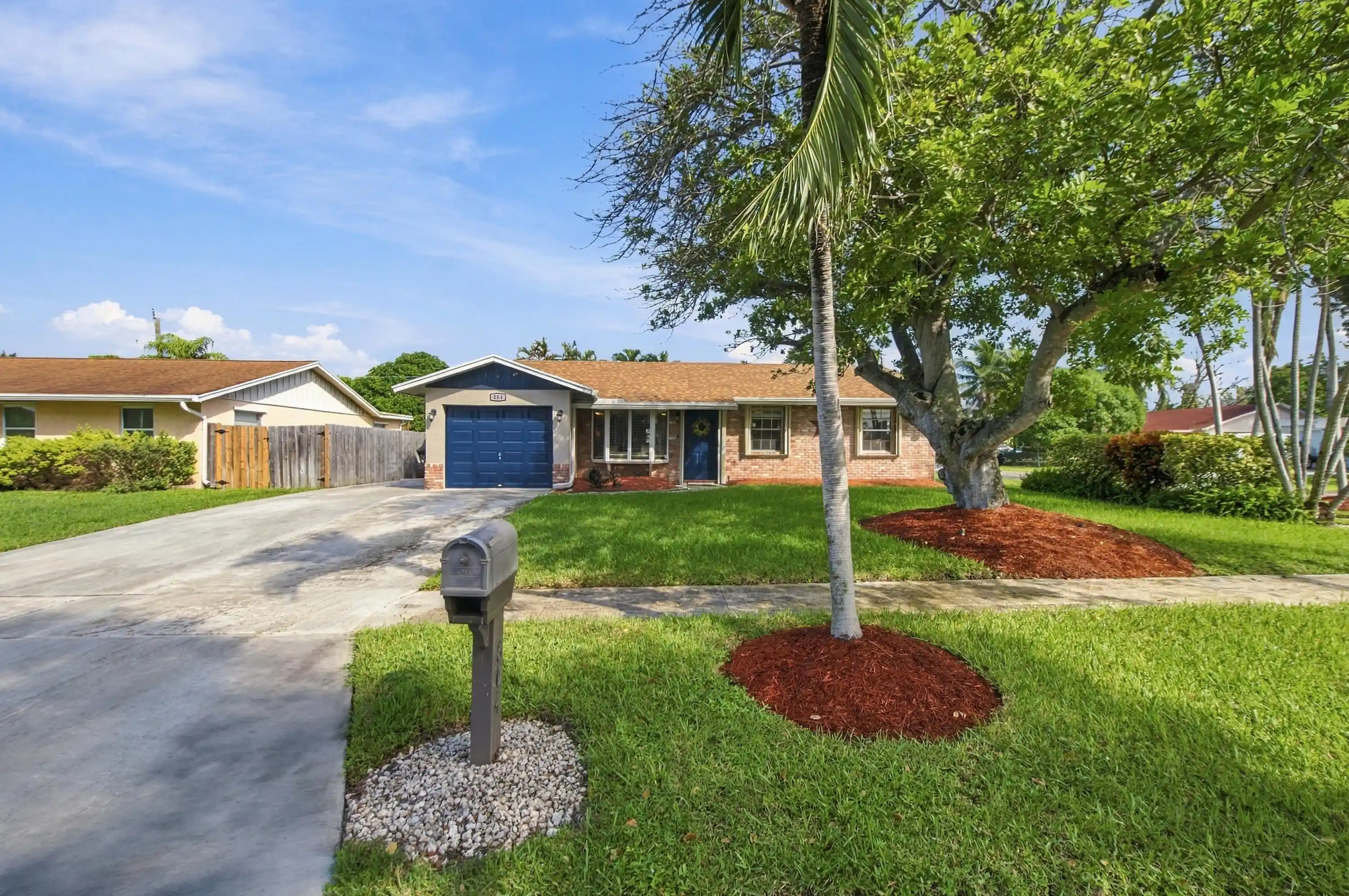 Photo 1 of Single family home for sale at 804 Nw 10th Avenue, Boynton Beach, FL 33426 | MLS# B26089635 | Listing updated on 2026-10-27