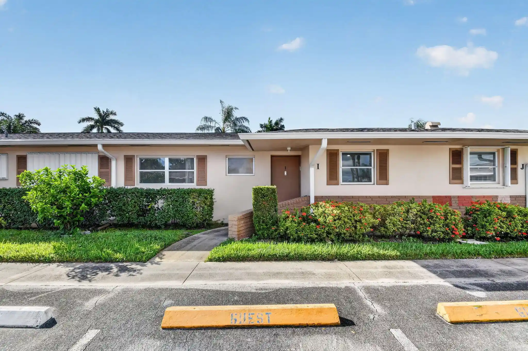 Photo 1 of Condo for sale at 2593 Dudley Dr W #I, West Palm Beach, FL 33415 | MLS# B26089652 | Listing updated on 2026-10-27