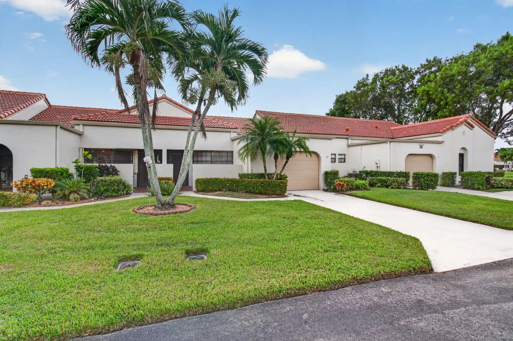 Photo 1 of Single family home for sale at 5887 Parkwalk Cir W, Boynton Beach, FL 33472 | MLS# B26089730 | Listing updated on 2026-10-19