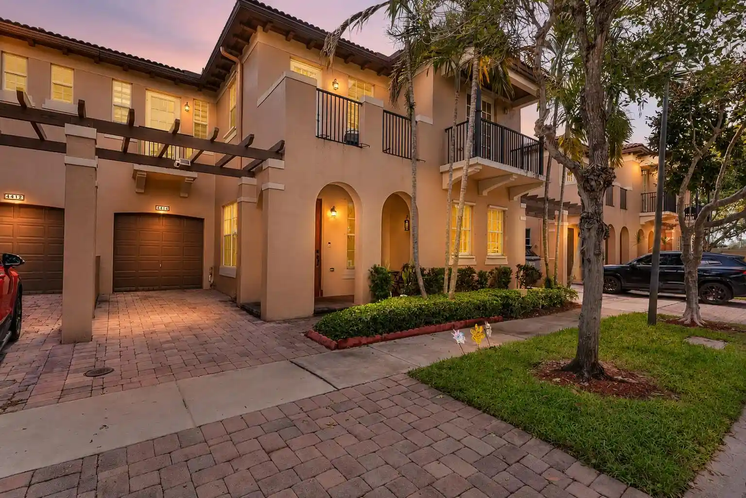 Townhouse for sale at 4414 Morgan Ln, Davie, FL 33328 | MLS# B26089737