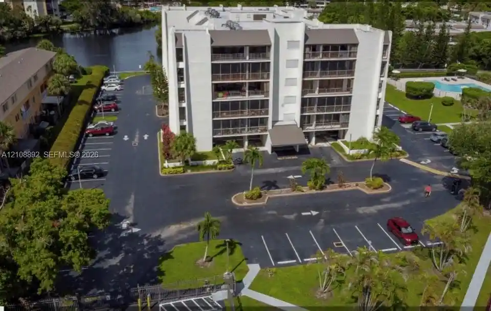 Listing Photo 1 - Condo for sale in 14201 Sw 66Th St located at 14201 Sw 66Th St, Miami, FL 33183 - Unit #402-4
