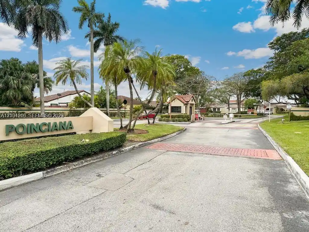 Single family home for sale at 421 SW 88th Court, Miami, FL 33174 | MLS# A12104216
