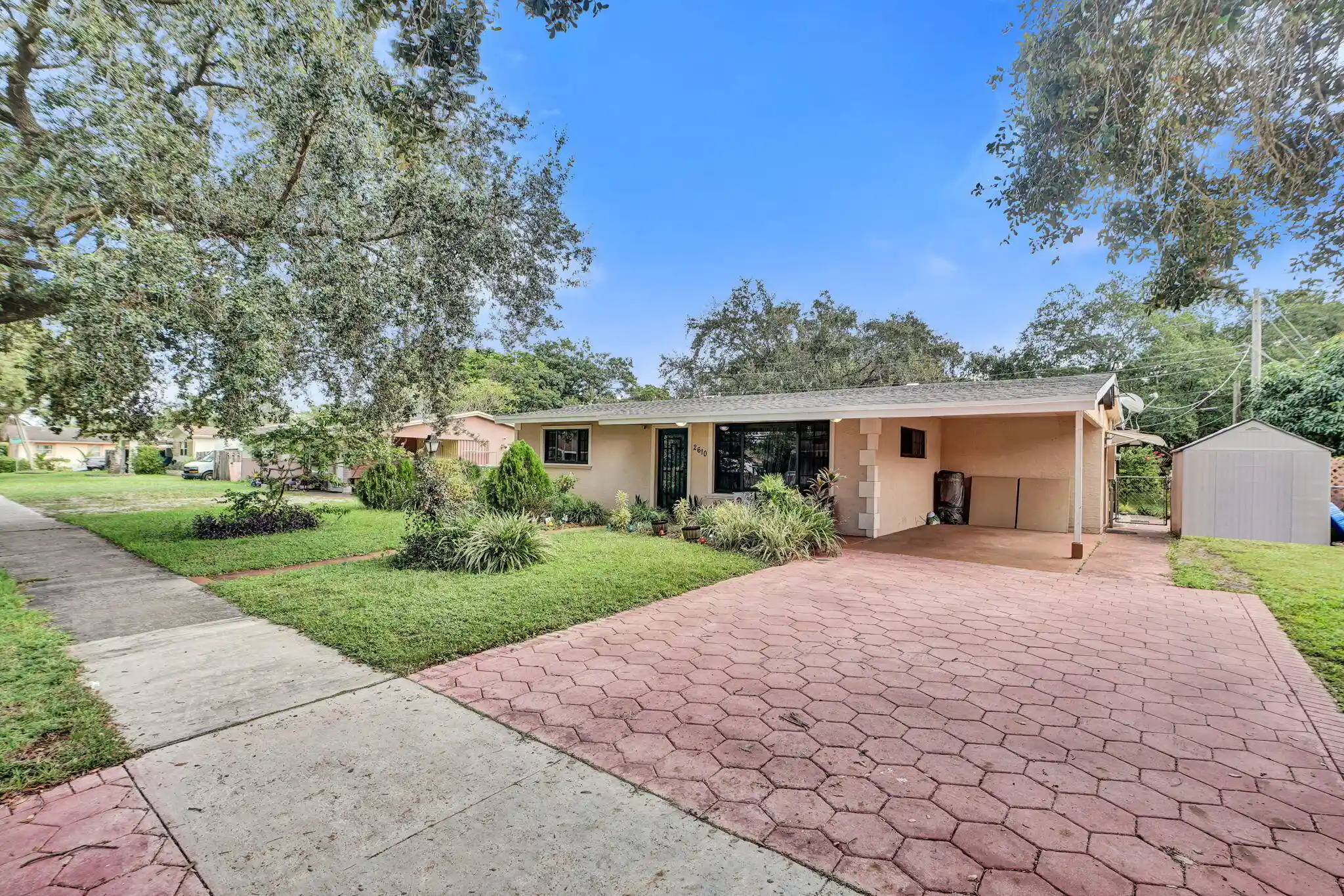Single family home for sale at 2610 NW 74th Avenue, Hollywood, FL 33024 | MLS# B26090161