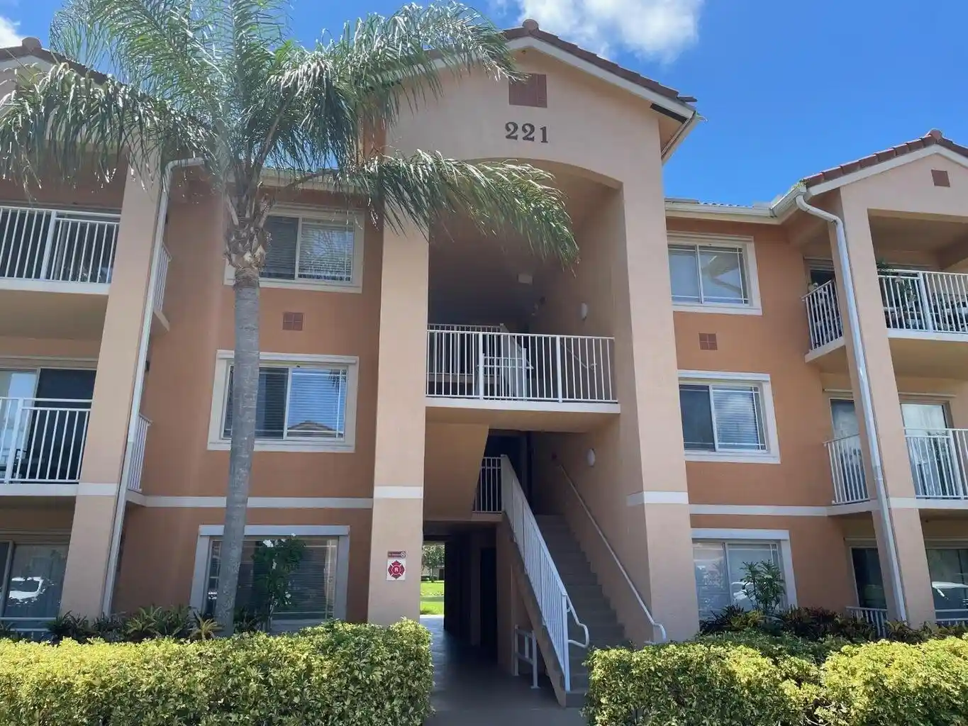 Photo 1 of Condo for sale at 221 Sw Palm Dr #104, Port Saint Lucie, FL 34986 | MLS# B26090178 | Listing updated on 2026-10-27