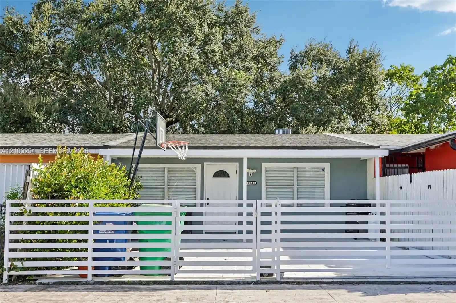 Townhouse for sale at 21342 NW 40th Circle Ct, Miami Gardens, FL 33055 | MLS# A12109254