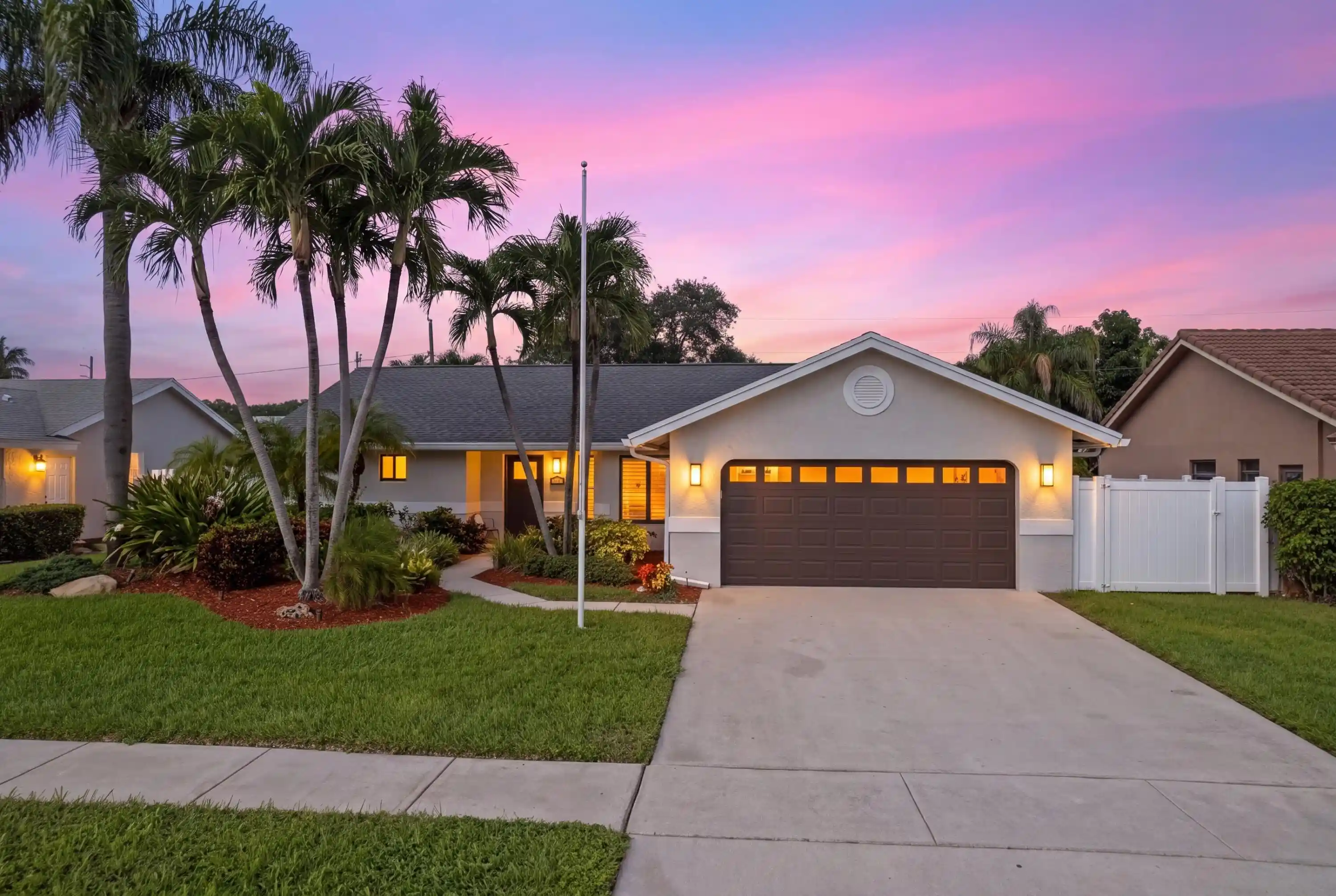 Photo 1 of Single family home for sale at 7969 W Country Clb Blvd, Boca Raton, FL 33487 | MLS# B26090260 | Listing updated on 2026-10-30