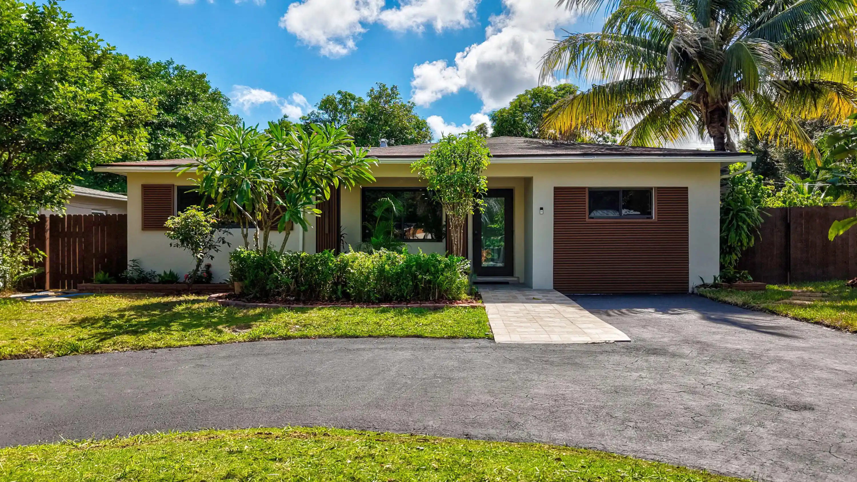 Photo 1 of Single family home for sale at 2638 Adams St, Hollywood, FL 33020 | MLS# B26090266 | Listing updated on 2026-10-28