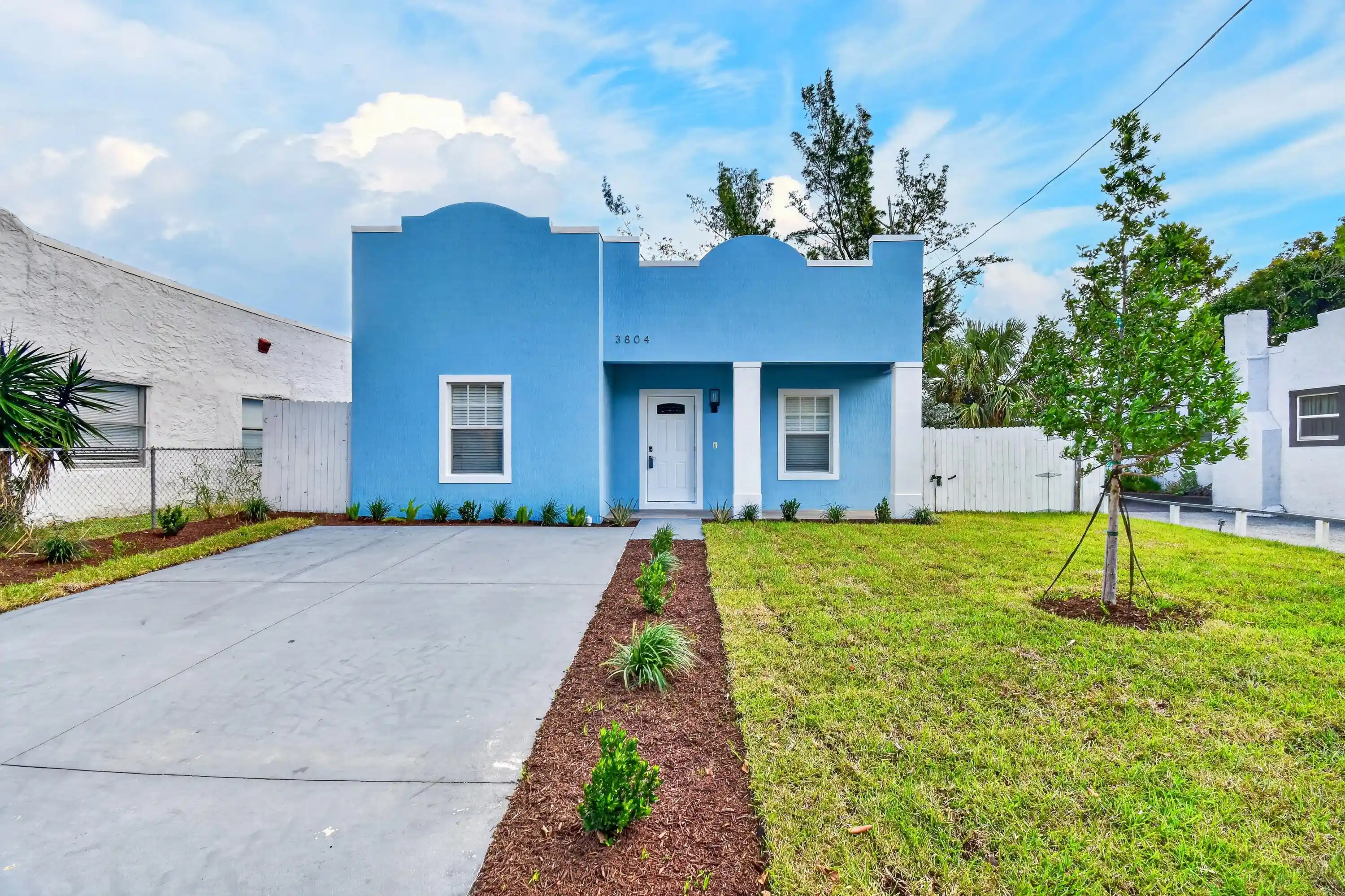 Photo 1 of Single family home for sale at 3804 Greenwood Ave, West Palm Beach, FL 33407 | MLS# B26090450 | Listing updated on 2026-10-23