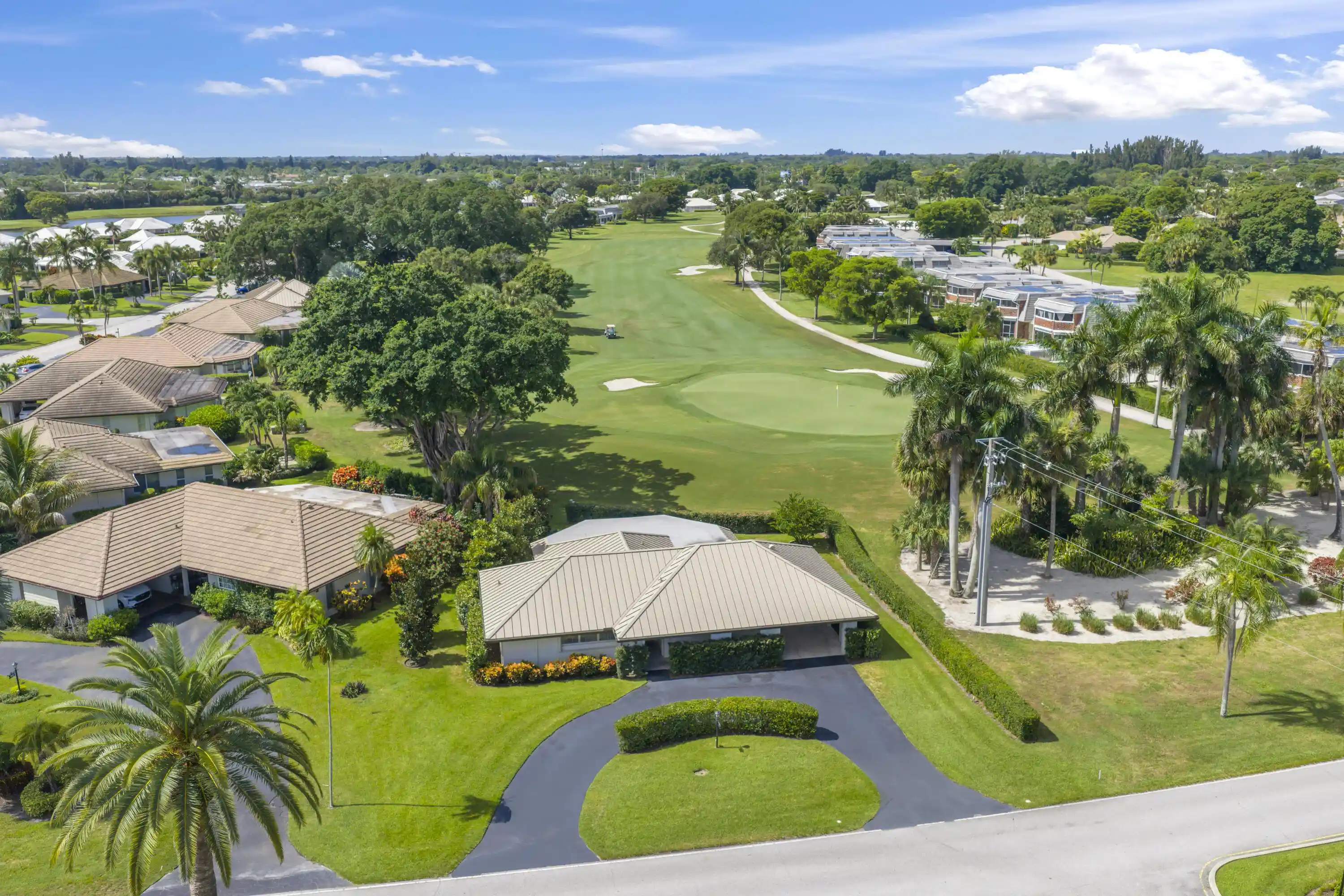 Single family home for sale at 137 Clubhouse Blvd, Lake Worth, FL 33462 | MLS# B26090599