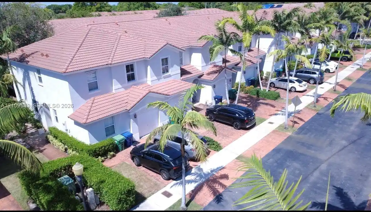 Townhouse for sale at 1035 NE 207th Terrace, Miami, FL 33179 | MLS# A12109549
