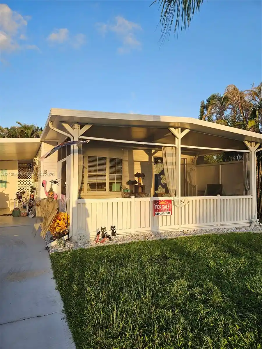 Photo 1 of Manufactured home for sale at 8 La Mesa, Port Saint Lucie, FL 34952 | MLS# A12109856 | Listing updated on 2026-10-30