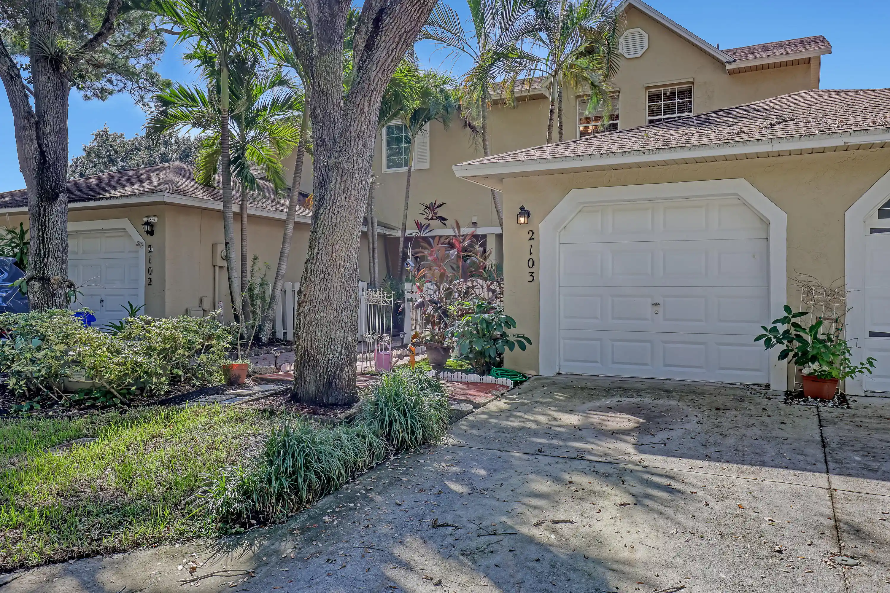 Townhouse for sale at 2103 Maplewood Dr, Greenacres, FL 33415 | MLS# B26090663
