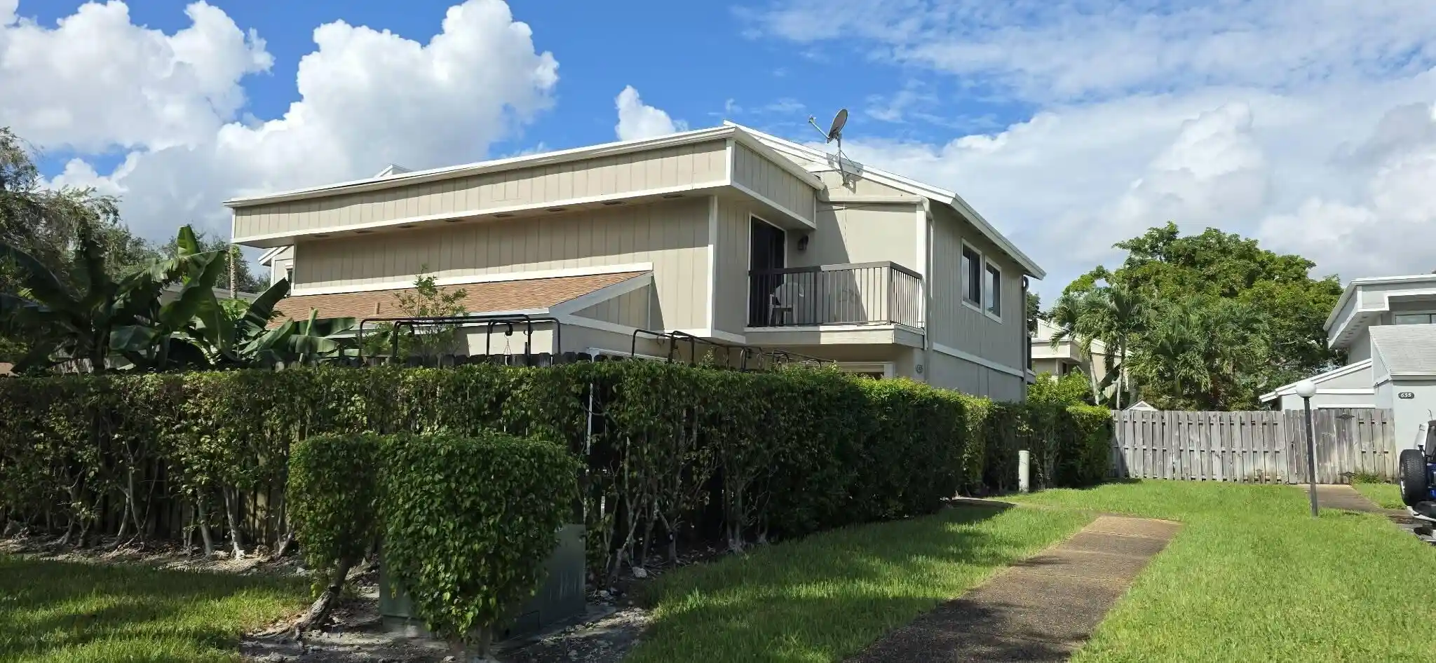 Townhouse for sale at 631 NW 132nd Terrace, Plantation, FL 33325 | MLS# B26090674