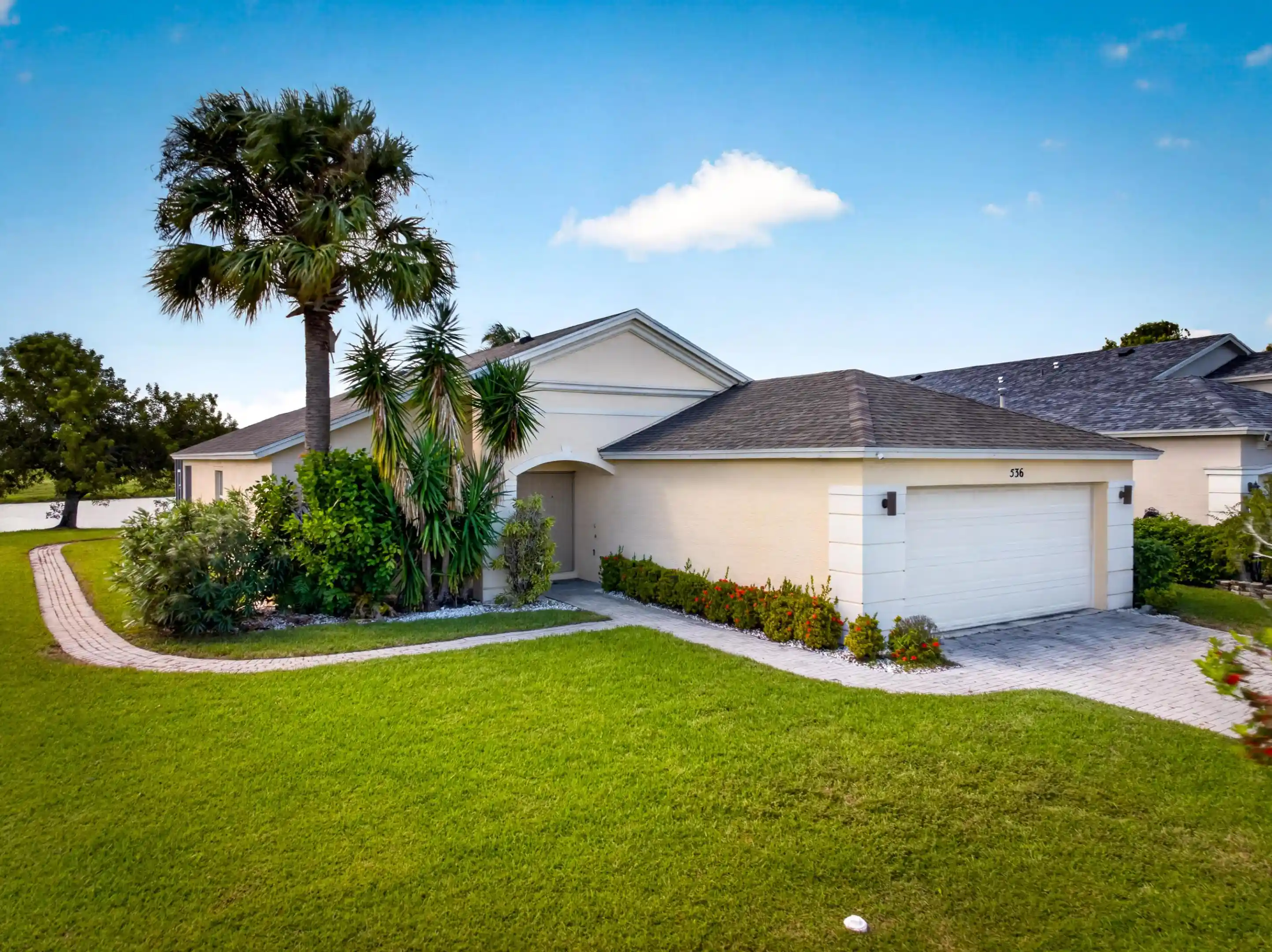 Photo 1 of Single family home for sale at 536 Sw Indian Key Dr, Port Saint Lucie, FL 34986 | MLS# B26090871 | Listing updated on 2026-10-21