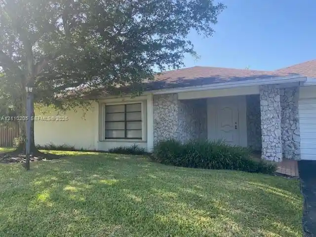 Single family home for sale at 11540 SW 96th Terrace, Miami, FL 33176 | MLS# A12110205