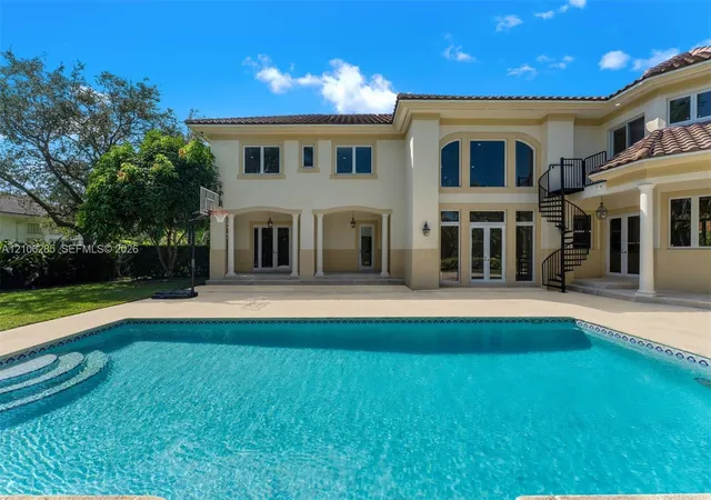 Photo 1 of Single family home for sale at 673 Destacada Cir, Miami, FL 33156 | MLS# A12106285 | Listing updated on 2026-10-31