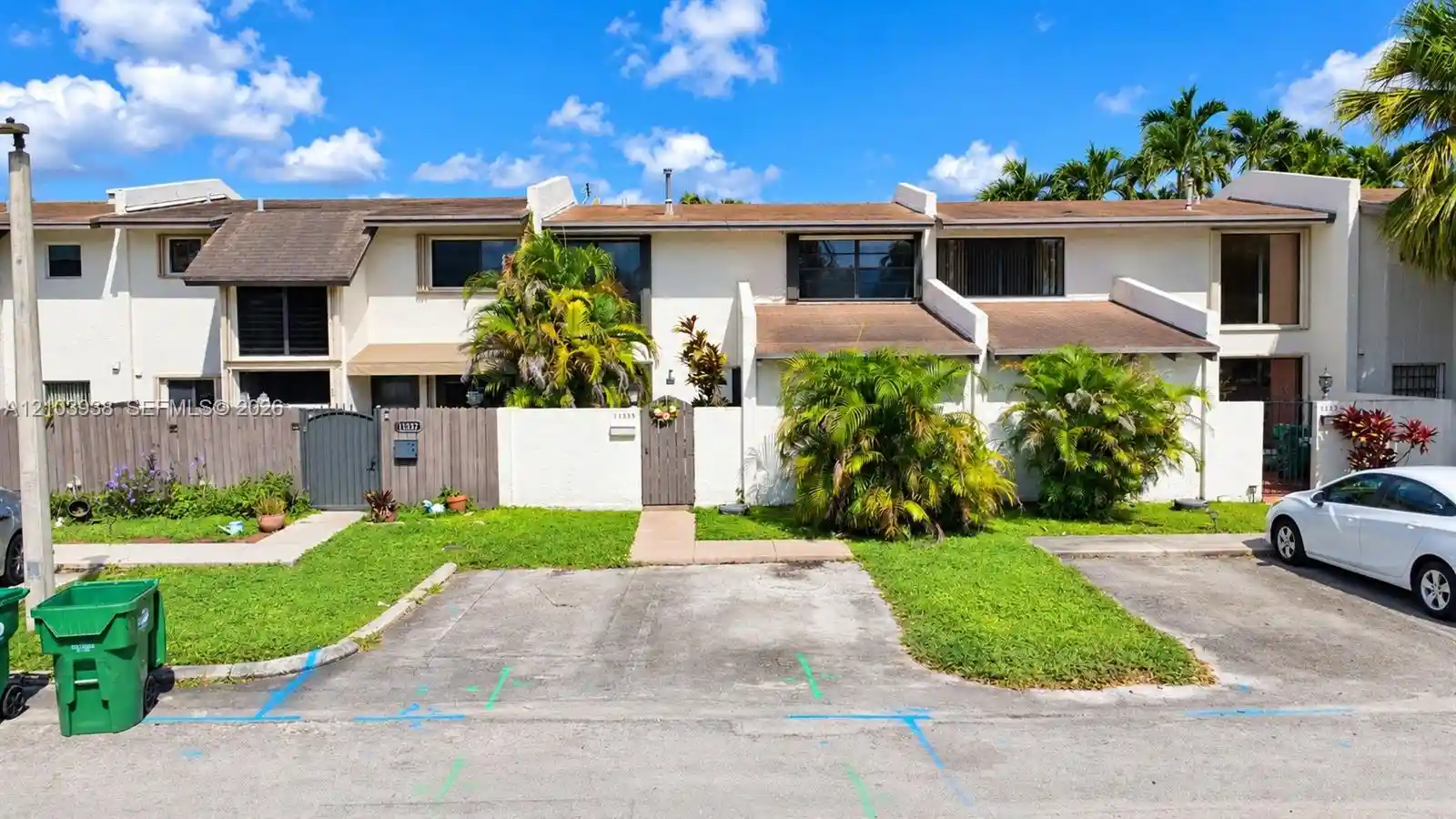 Townhouse for sale at 11335 SW 71st Lane, Miami, FL 33173 | MLS# A12103938