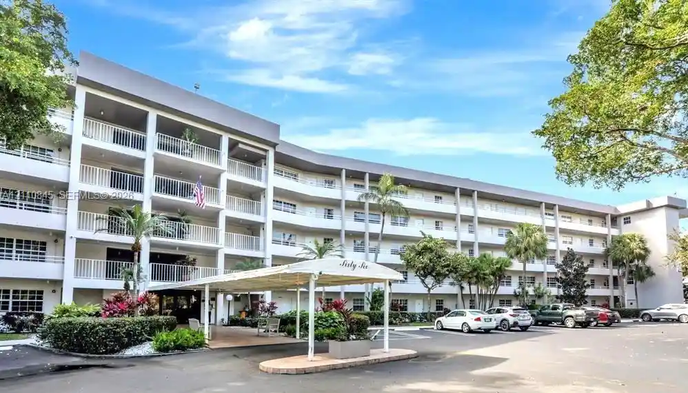 Condo for sale at 565 Oaks Ln #410, Pompano Beach, FL 33069 | MLS# A12110845