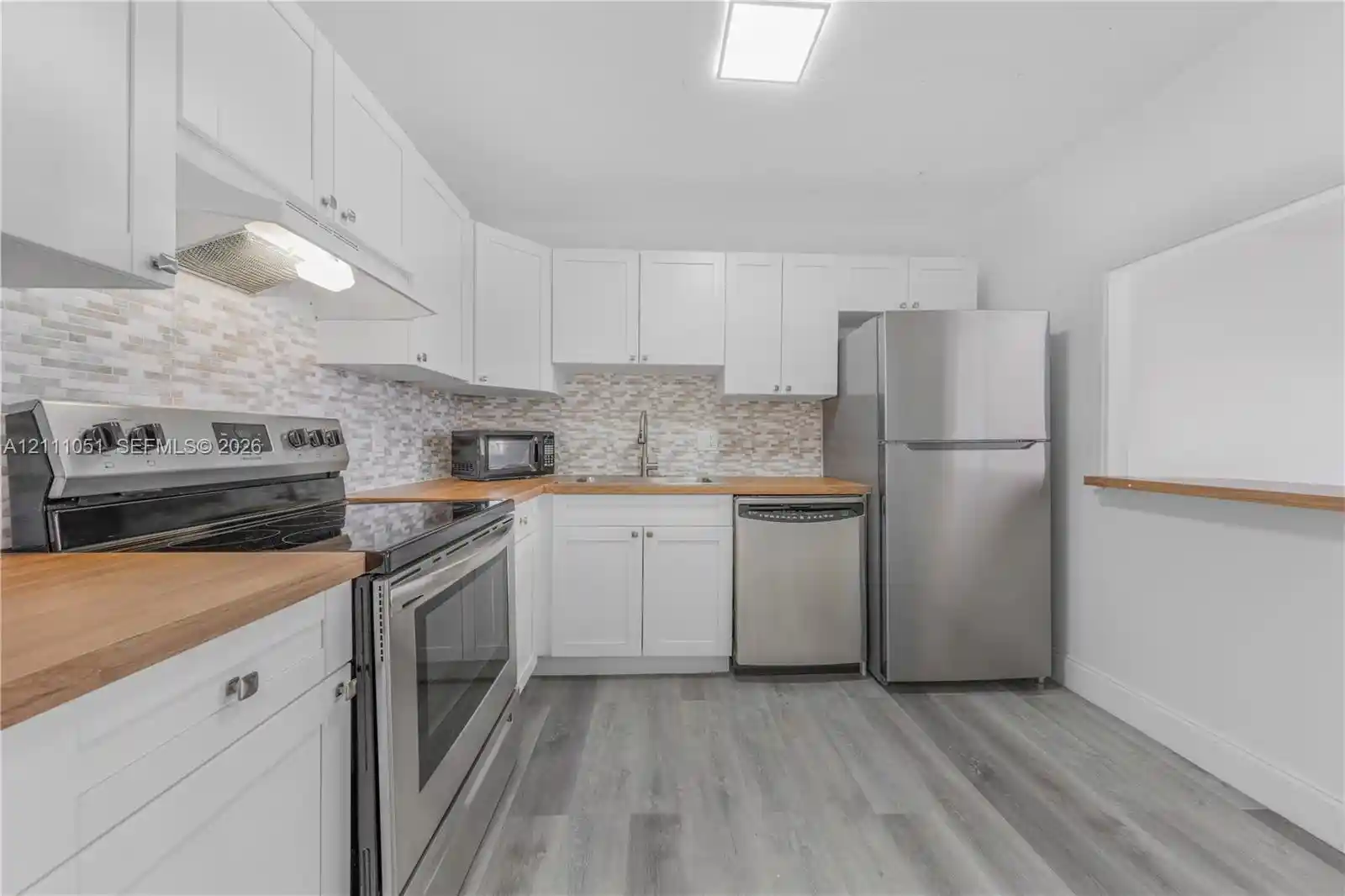 Photo 1 of Condo for sale at 1300 Ne Miami Gdns Dr #512E, Miami, FL 33179 | MLS# A12111051 | Listing updated on 2026-10-22