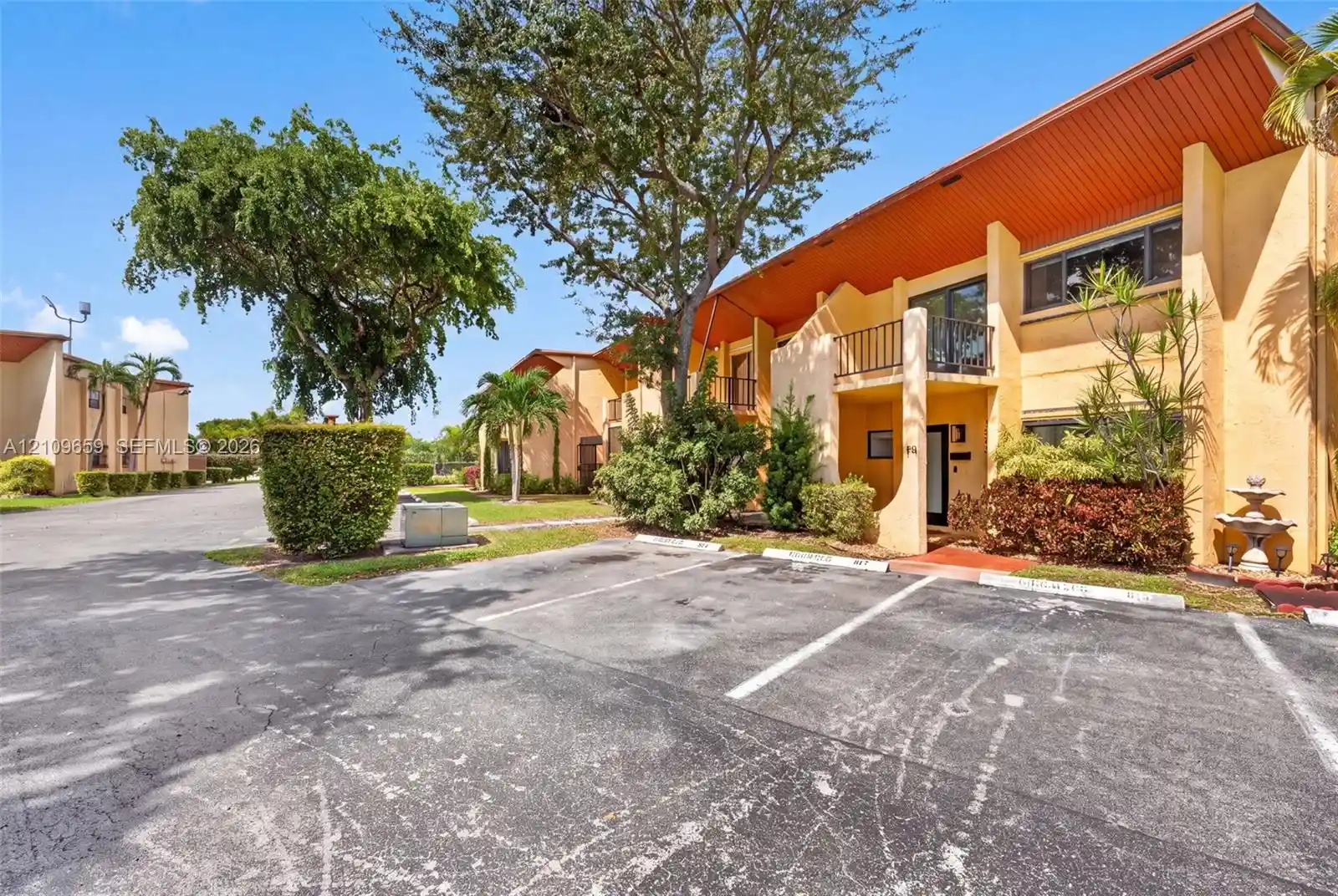 Townhouse for sale at 13781 SW 84th Street #F, Miami, FL 33183 | MLS# A12109659