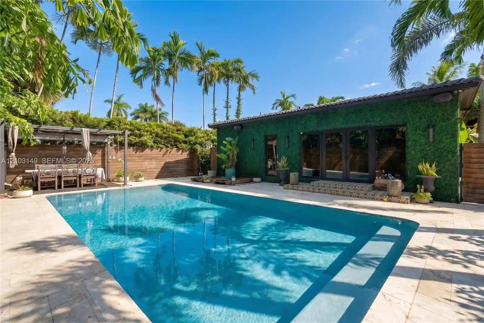 Photo 1 of Single family home for sale at 405 W Dilido Dr, Miami Beach, FL 33139 | MLS# A12103149 | Listing updated on 2026-10-24