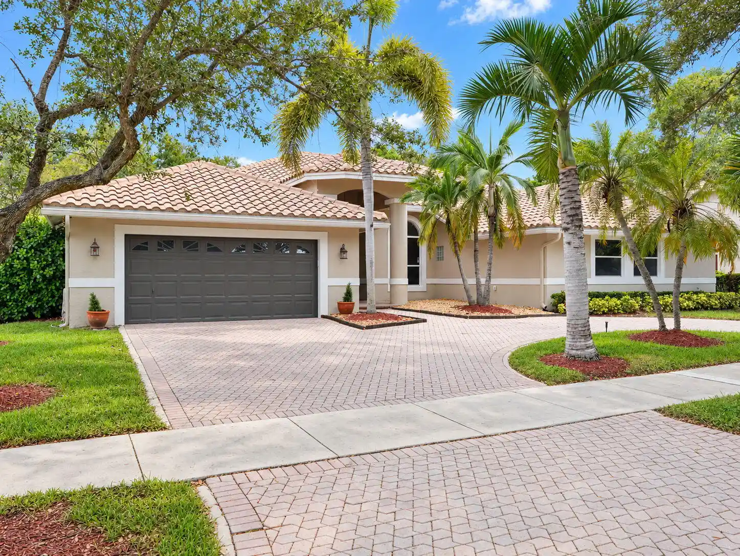 Single family home for sale at 1776 Eagle Tr Blvd W, Coral Springs, FL 33071 | MLS# B26091577