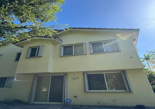 Townhouse for sale at 2923 Carvelle Dr, Riviera Beach, FL 33404 | MLS# B26091728