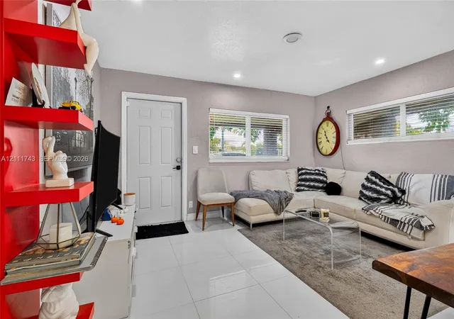 Photo 2 of Single family home for sale at 5524 N Andrews Ave, Oakland Park, FL 33309 | MLS# A12111743 | Listing updated on 2026-10-30