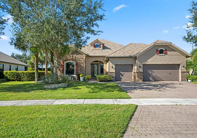 Single family home for sale at 4279 Siena Cir, Wellington, FL 33414 | MLS# B26091917